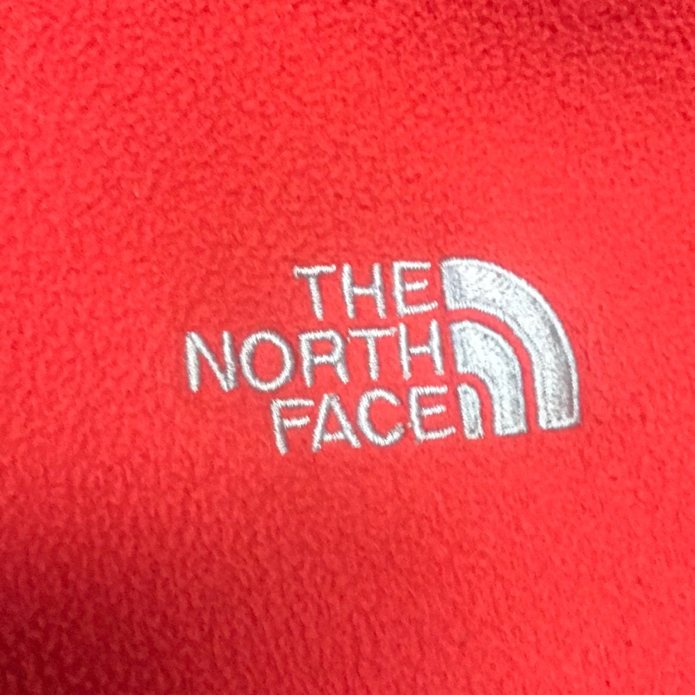 A good north face jacket - Picture 3 of 7